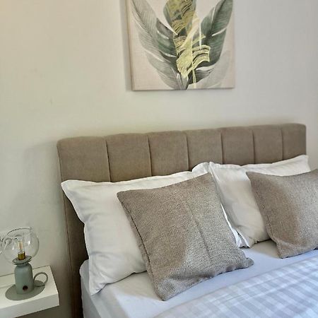 Apartments Fortuna ビオグラード・ナ・モル エクステリア 写真