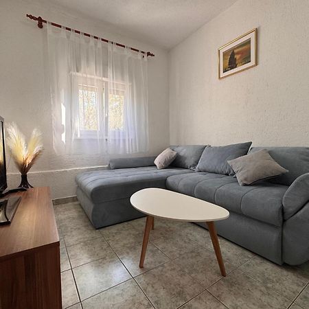 Apartments Fortuna ビオグラード・ナ・モル エクステリア 写真