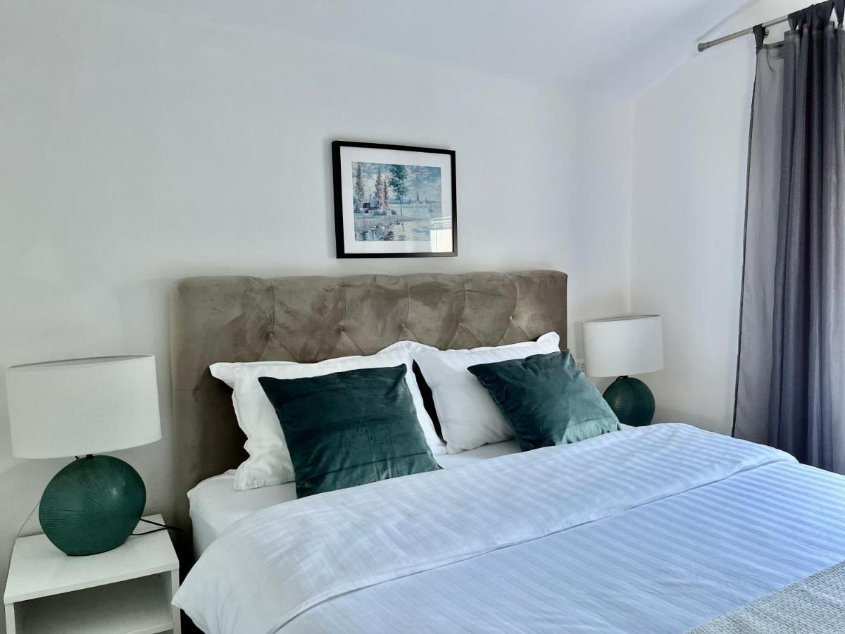 Apartments Fortuna ビオグラード・ナ・モル エクステリア 写真