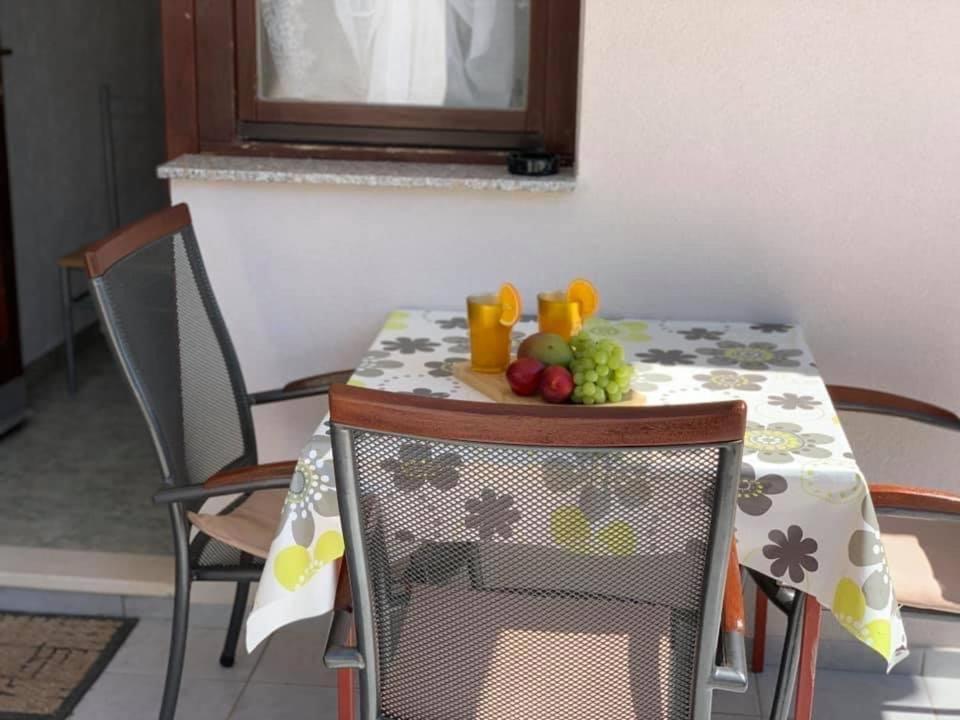 Apartments Fortuna ビオグラード・ナ・モル エクステリア 写真